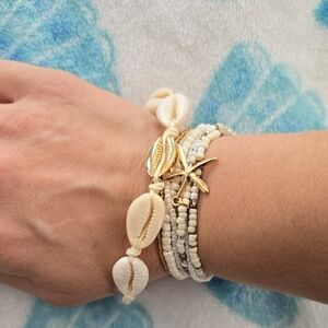 Gold and Cream Shell Bracelet Set